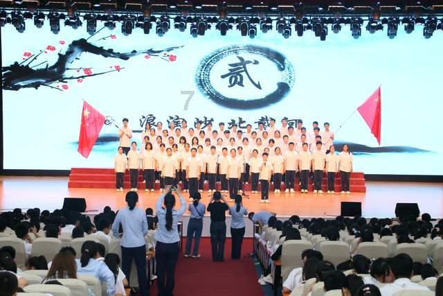 为什么刘德华演了一辈子戏,演技还是那么浮夸,演啥都是刘德华?-文化百科官方网站